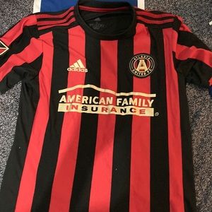Atlanta United Jersey never worn has original tags detached